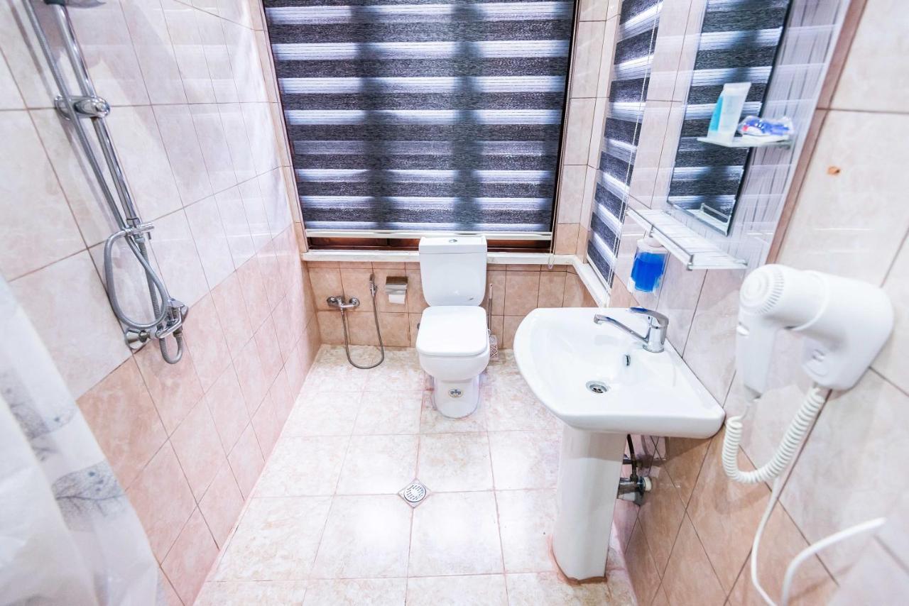 Castello Inn Baku Ngoại thất bức ảnh
